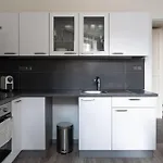 Cozy One-bedroom By Flora Metro Station * Praha
