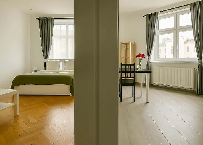 アパート Cozy One-bedroom By Flora Metro Station プラハ
